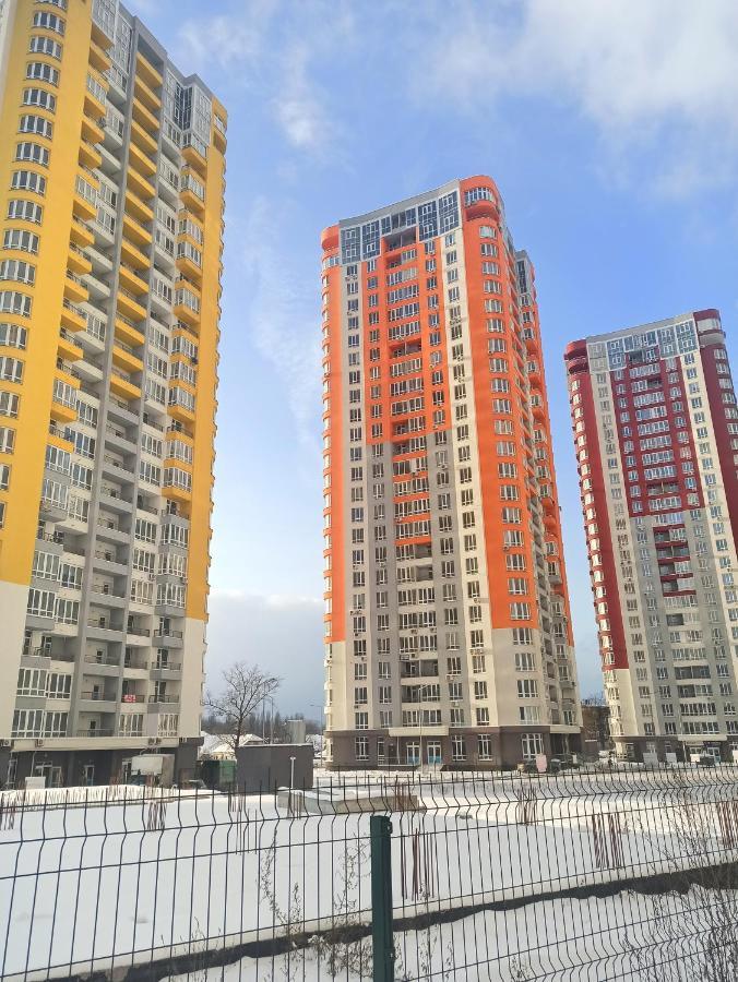 Затишна І Тепла Квартира, Метро Лівобережна, Мвц, Інститут Серця Kiev Luaran gambar